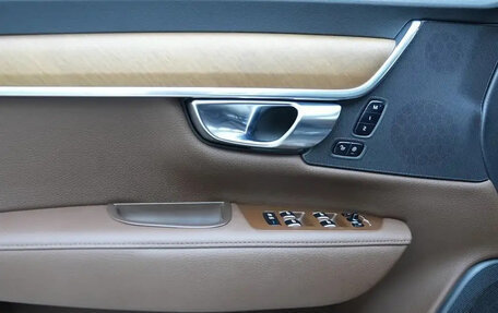 Volvo S90 II рестайлинг, 2022 год, 2 780 333 рублей, 11 фотография