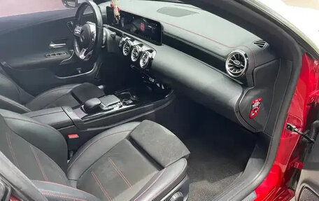 Mercedes-Benz CLA, 2022 год, 2 100 000 рублей, 11 фотография
