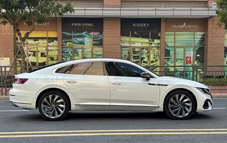 Volkswagen Passat CC, 2022 год, 2 430 000 рублей, 4 фотография