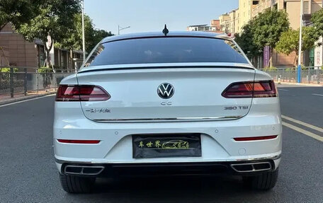 Volkswagen Passat CC, 2022 год, 2 430 000 рублей, 6 фотография
