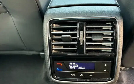 Volkswagen Passat CC, 2022 год, 2 430 000 рублей, 14 фотография