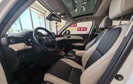 Honda Vezel, 2022 год, 2 020 000 рублей, 6 фотография