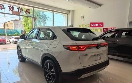 Honda Vezel, 2022 год, 2 020 000 рублей, 5 фотография