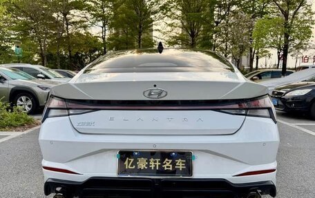 Hyundai Elantra, 2022 год, 1 130 000 рублей, 6 фотография