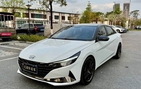 Hyundai Elantra, 2022 год, 1 130 000 рублей, 3 фотография