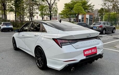 Hyundai Elantra, 2022 год, 1 130 000 рублей, 5 фотография