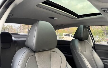 Hyundai Elantra, 2022 год, 1 130 000 рублей, 19 фотография