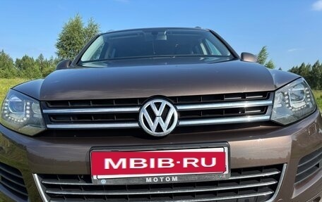 Volkswagen Touareg III, 2012 год, 2 490 000 рублей, 4 фотография