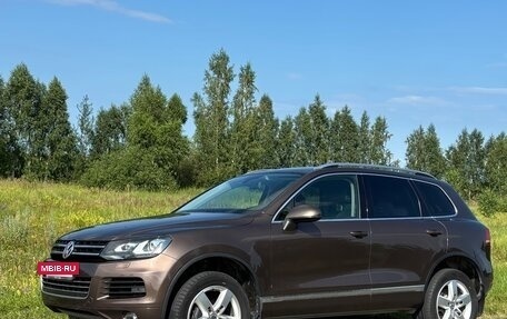 Volkswagen Touareg III, 2012 год, 2 490 000 рублей, 2 фотография