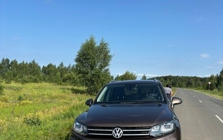 Volkswagen Touareg III, 2012 год, 2 490 000 рублей, 3 фотография
