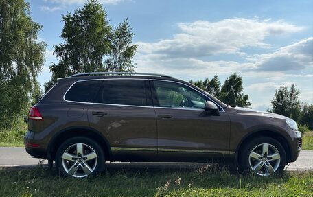 Volkswagen Touareg III, 2012 год, 2 490 000 рублей, 14 фотография