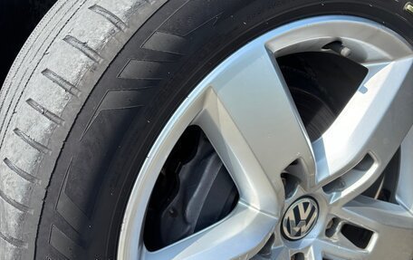 Volkswagen Touareg III, 2012 год, 2 490 000 рублей, 17 фотография
