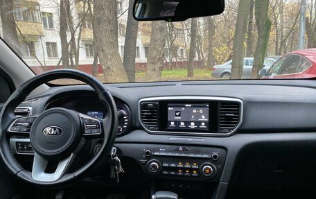 KIA Sportage IV рестайлинг, 2018 год, 2 000 000 рублей, 7 фотография