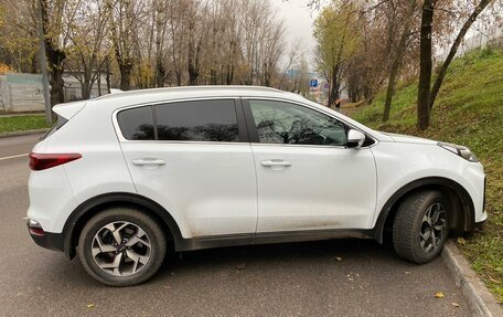 KIA Sportage IV рестайлинг, 2018 год, 2 000 000 рублей, 9 фотография