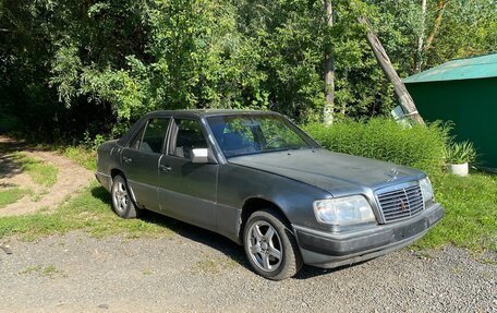 Mercedes-Benz E-Класс, 1992 год, 300 000 рублей, 4 фотография