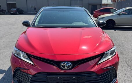 Toyota Camry, 2022 год, 2 799 000 рублей, 2 фотография