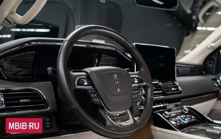 Lincoln Navigator, 2023 год, 12 500 000 рублей, 5 фотография