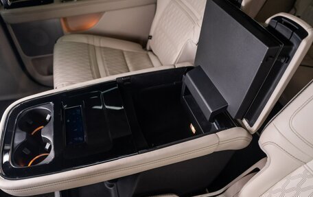 Lincoln Navigator, 2023 год, 12 500 000 рублей, 24 фотография