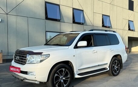 Toyota Land Cruiser 200, 2011 год, 3 200 000 рублей, 2 фотография
