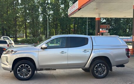 Mitsubishi L200 IV рестайлинг, 2020 год, 2 050 000 рублей, 4 фотография