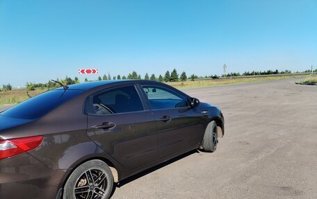 KIA Rio III рестайлинг, 2014 год, 1 030 000 рублей, 3 фотография