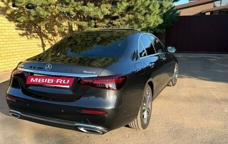 Mercedes-Benz E-Класс, 2021 год, 4 100 000 рублей, 4 фотография