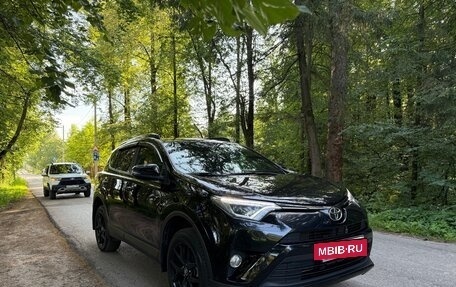 Toyota RAV4, 2019 год, 3 150 000 рублей, 5 фотография