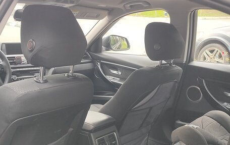 BMW 3 серия, 2017 год, 1 850 000 рублей, 13 фотография
