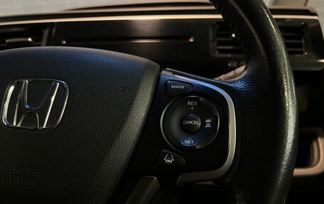 Honda Stepwgn IV, 2018 год, 2 160 000 рублей, 17 фотография