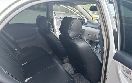 Toyota Corolla, 2001 год, 630 000 рублей, 13 фотография