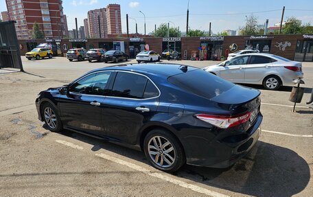 Toyota Camry, 2018 год, 2 700 000 рублей, 3 фотография