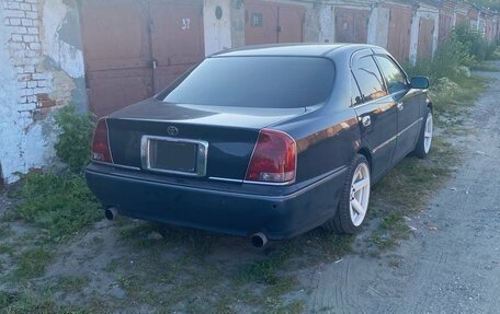 Toyota Crown Majesta, 2004 год, 700 000 рублей, 2 фотография