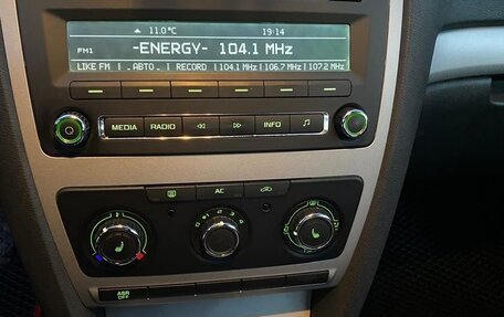 Skoda Octavia, 2012 год, 950 000 рублей, 9 фотография