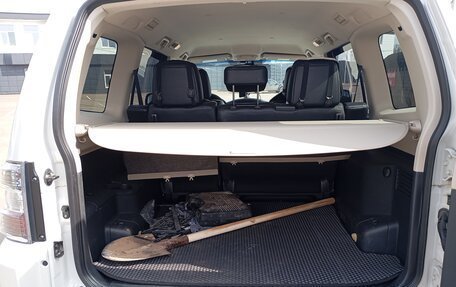 Mitsubishi Pajero IV, 2014 год, 2 670 000 рублей, 7 фотография