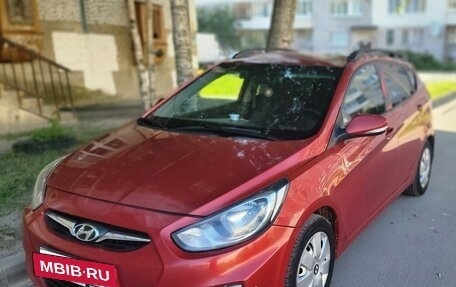 Hyundai Solaris II рестайлинг, 2012 год, 699 000 рублей, 3 фотография