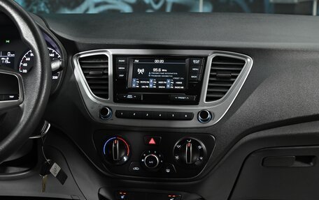 Hyundai Solaris II рестайлинг, 2020 год, 1 295 000 рублей, 10 фотография