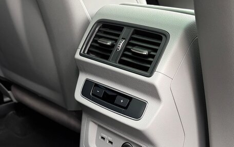 Audi Q5, 2021 год, 5 000 000 рублей, 30 фотография
