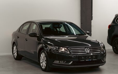 Volkswagen Passat B7, 2011 год, 1 195 000 рублей, 3 фотография