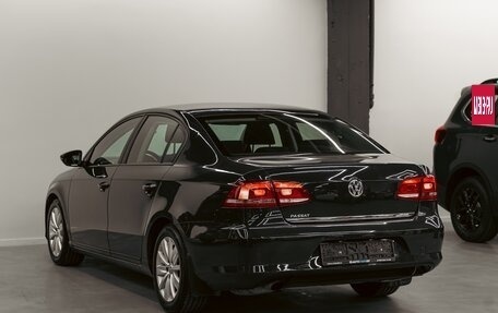 Volkswagen Passat B7, 2011 год, 1 195 000 рублей, 4 фотография