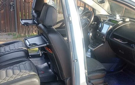 Mazda 5 I рестайлинг, 2007 год, 500 000 рублей, 17 фотография