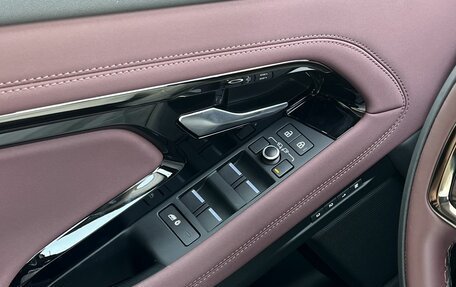 Land Rover Range Rover Evoque II, 2024 год, 5 490 000 рублей, 28 фотография