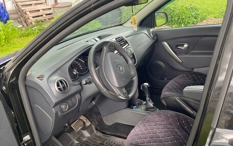 Renault Sandero II рестайлинг, 2016 год, 1 100 000 рублей, 6 фотография
