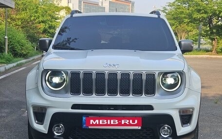 Jeep Renegade I рестайлинг, 2021 год, 2 020 000 рублей, 2 фотография