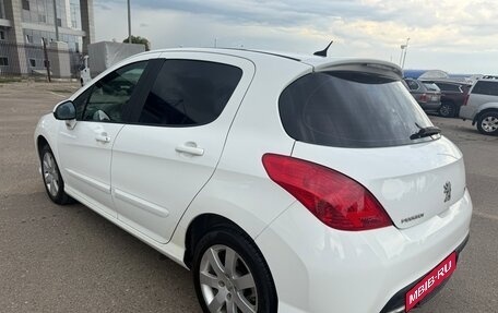 Peugeot 308 II, 2011 год, 365 000 рублей, 3 фотография