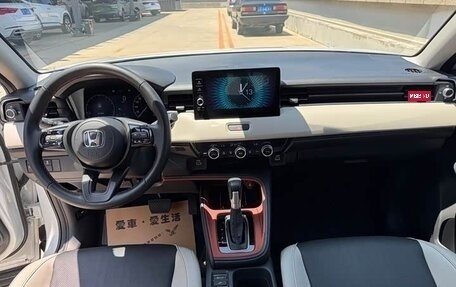 Honda Vezel, 2022 год, 1 930 000 рублей, 7 фотография