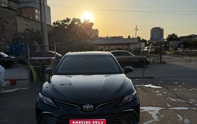 Toyota Camry, 2023 год, 3 300 000 рублей, 1 фотография