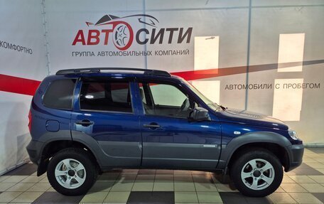 Chevrolet Niva I рестайлинг, 2017 год, 950 000 рублей, 8 фотография