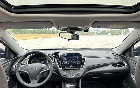 Chevrolet Malibu IX, 2022 год, 1 190 000 рублей, 12 фотография