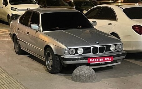 BMW 5 серия, 1991 год, 365 000 рублей, 8 фотография