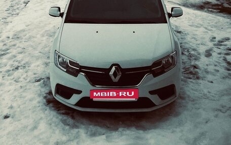 Renault Logan II, 2020 год, 970 000 рублей, 3 фотография